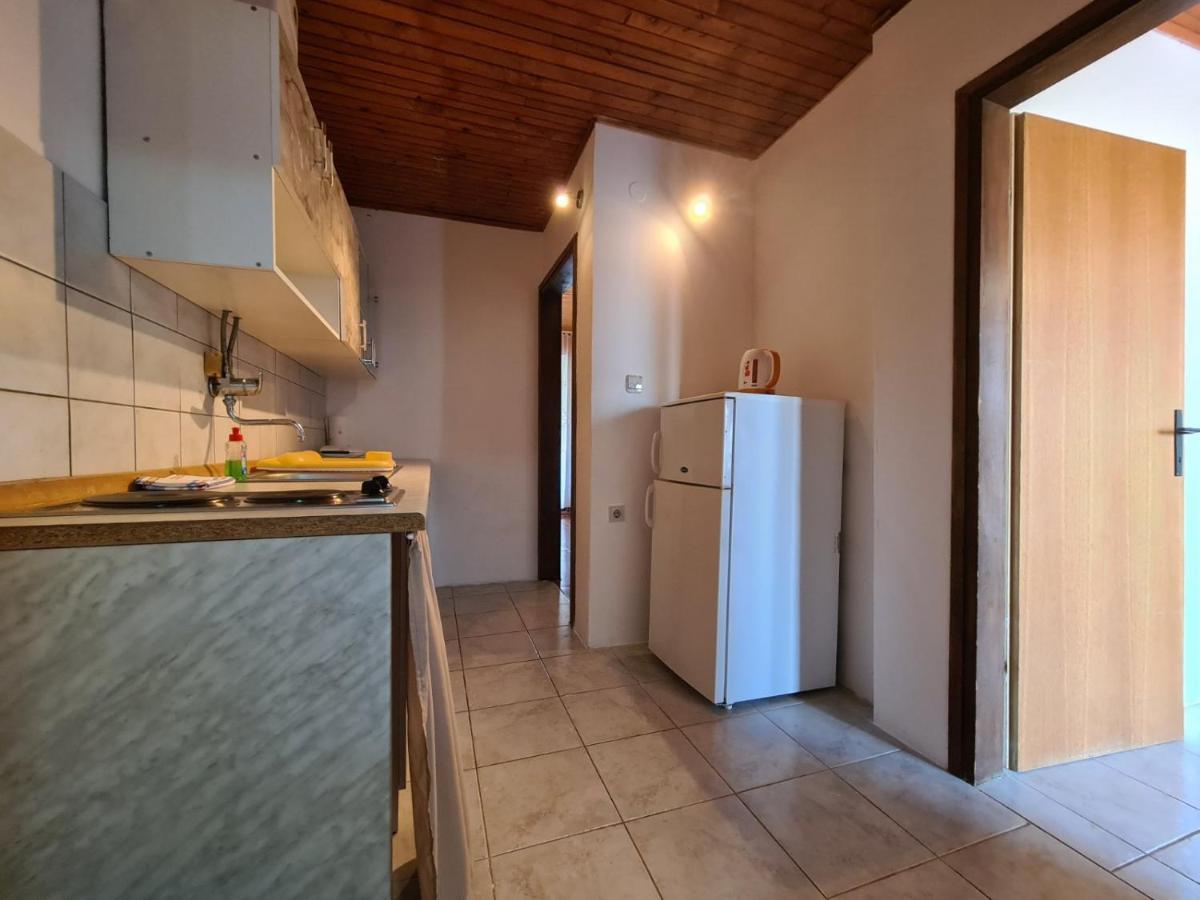 שטיניאן Apartments Zlatko 1397 מראה חיצוני תמונה