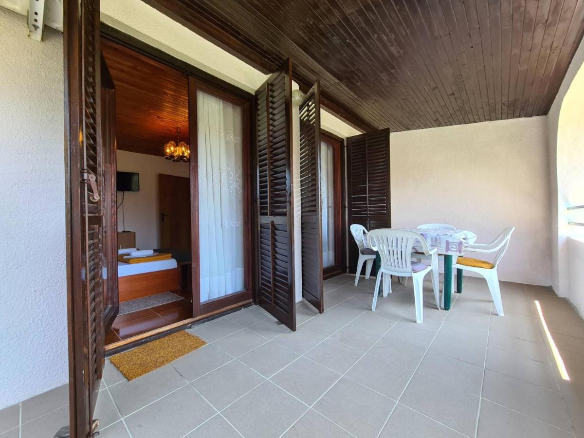 שטיניאן Apartments Zlatko 1397 מראה חיצוני תמונה